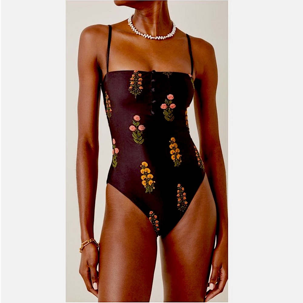 NWT. Agua by Agua Bendita Durazno Dahlia Swimsuit-M